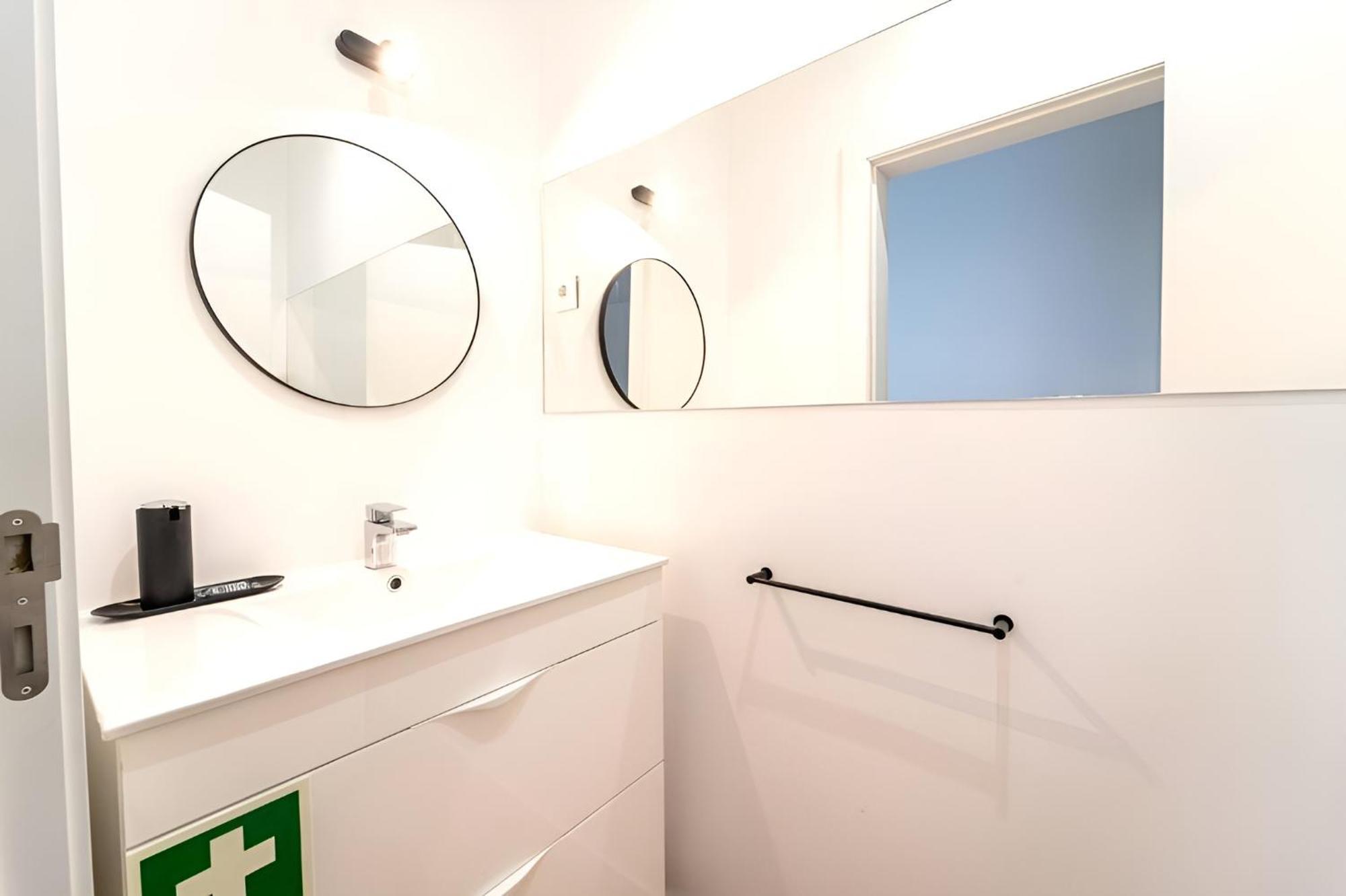 Biscainhos Flat By The Arch - Charming Apartments In The Historic Center Braga Exterior photo